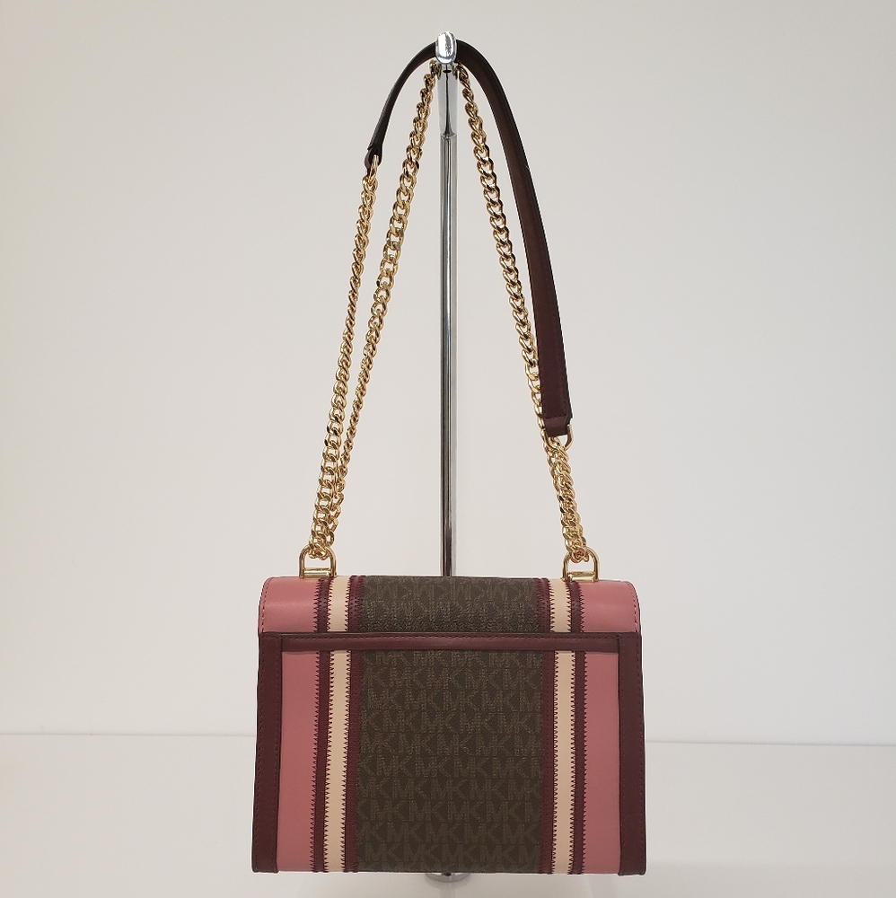 Michael Kors Kinsley Medium Shoulder Bag - Picture 2 of 8